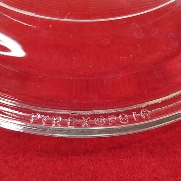 Pyrex 16 Clear Glass Cover 81C w/ Knob and one ring Cottagecore Grandmacore - Picture 2 of 5